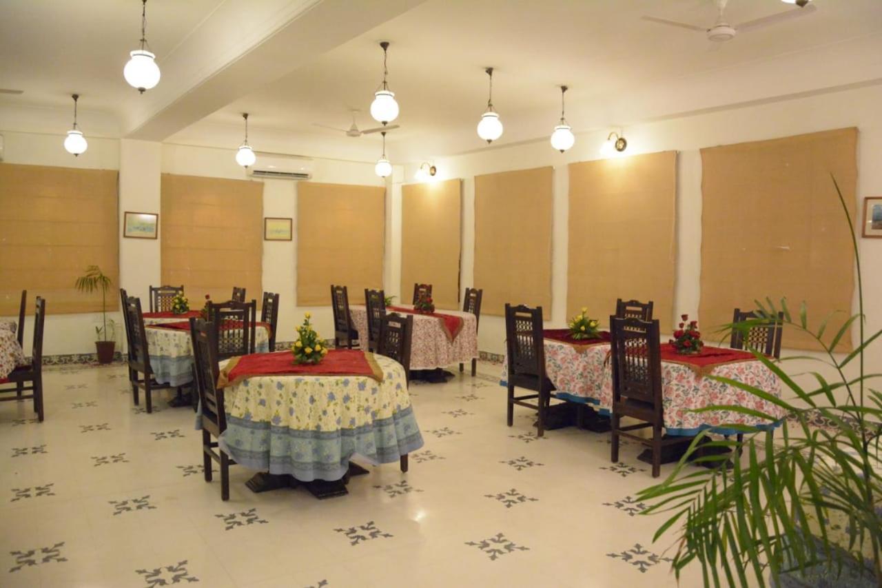 Heritage Khandwa Haveli Jaipur Exterior photo
